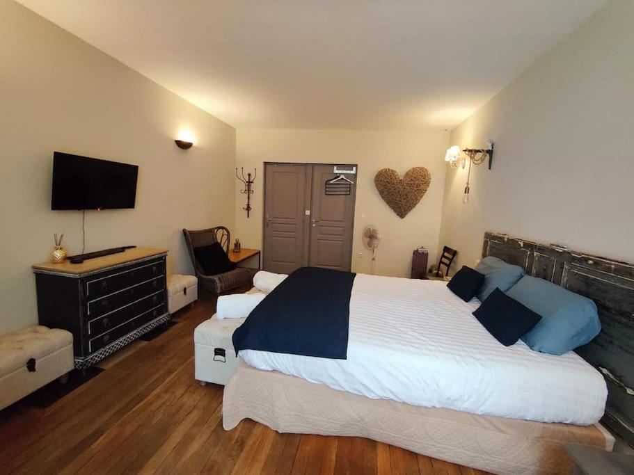 La Chouette Des Ducs, Appartement En Hypercentre Dijon Exterior foto
